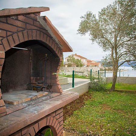 Holiday House "Kale" Drace Bagian luar foto