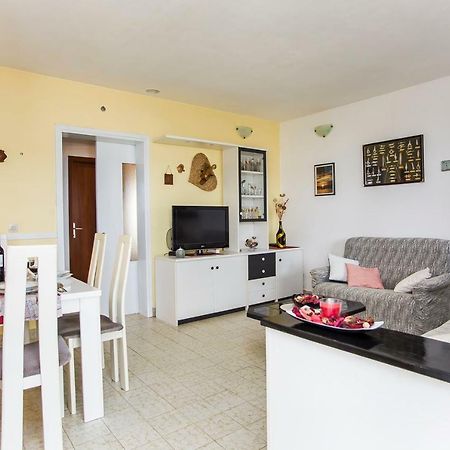 Holiday House "Kale" Drace Bagian luar foto