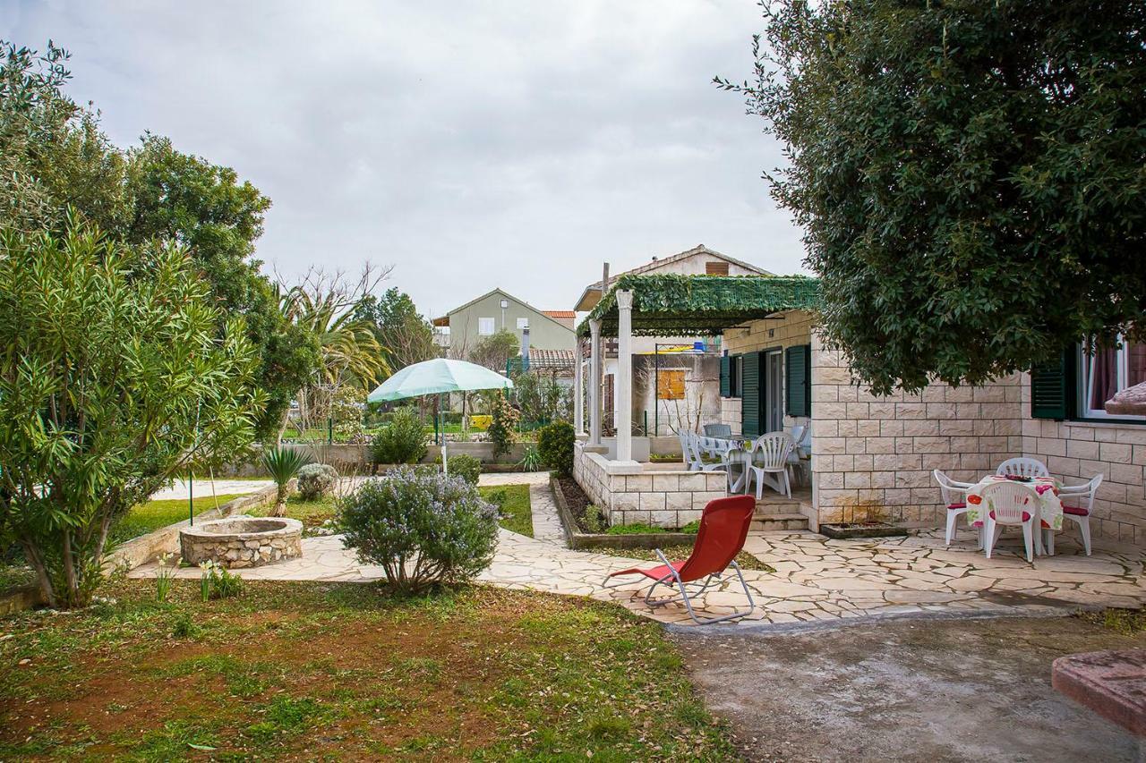 Holiday House "Kale" Drace Bagian luar foto